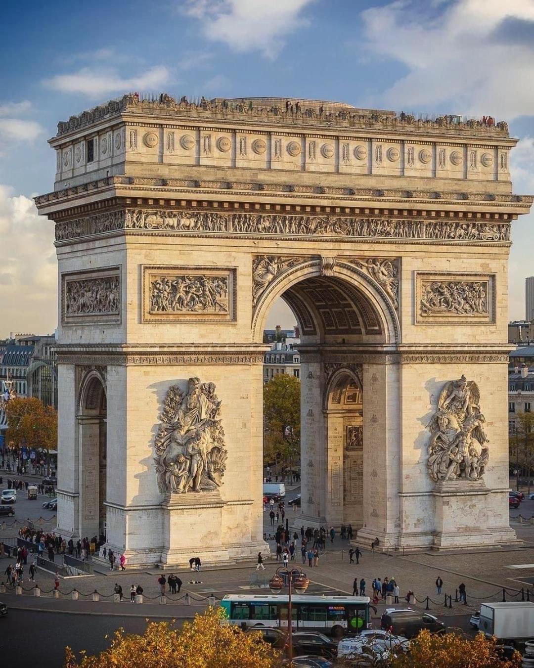 Le Des Ternes Parijs